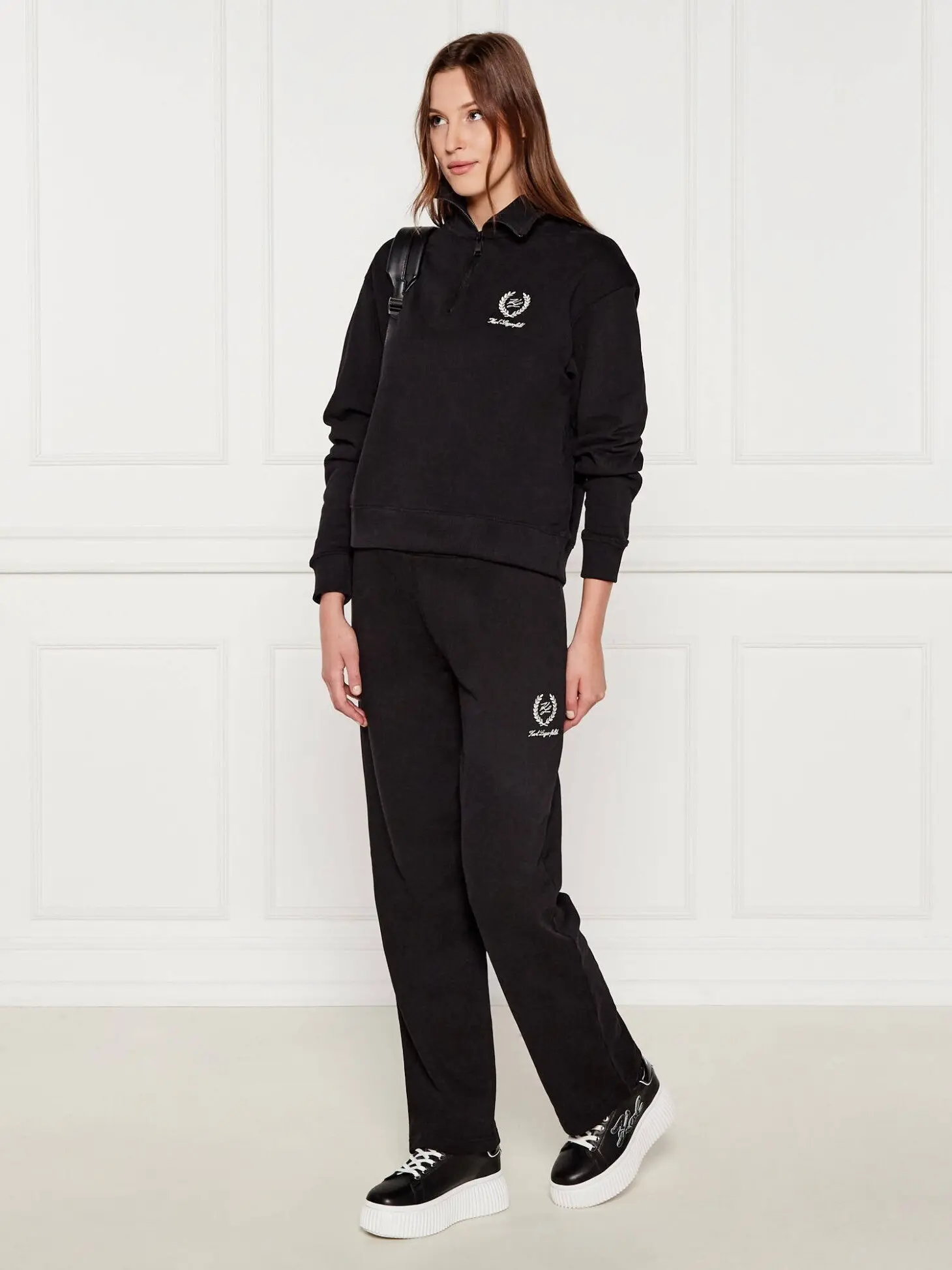 Брюки джоггеры женские