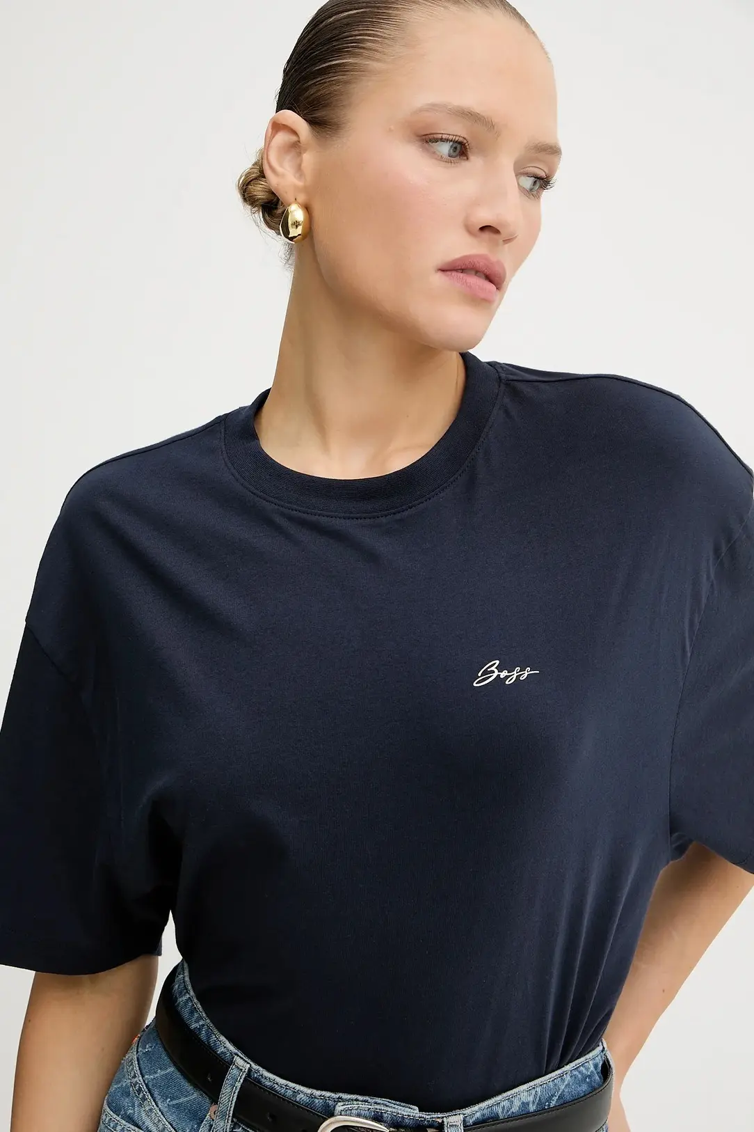 Футболка женская