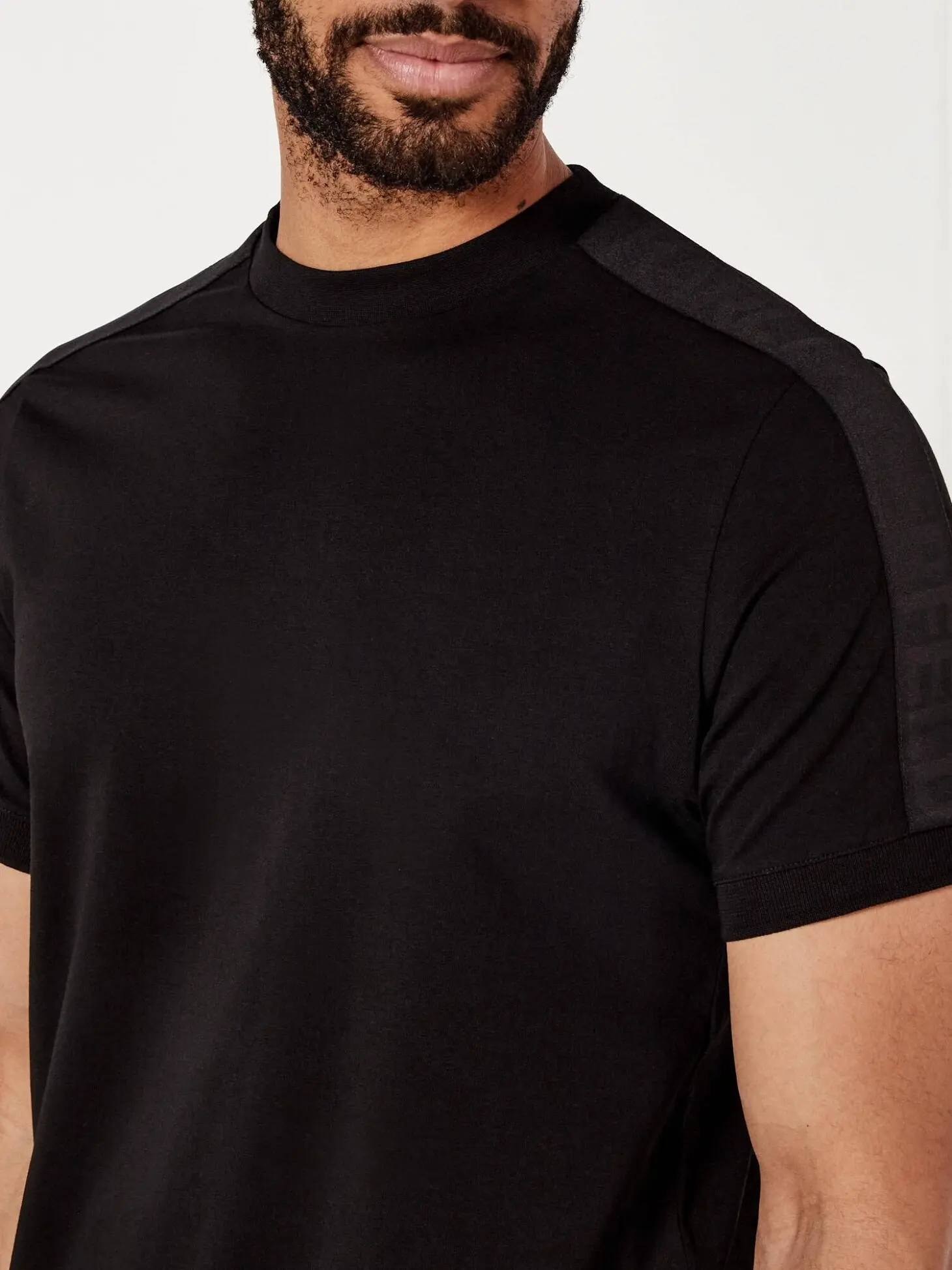 Футболка мужская