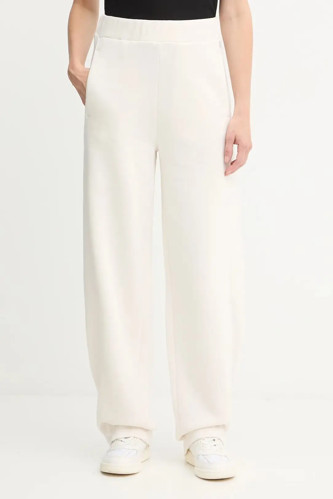 Брюки джоггеры женские