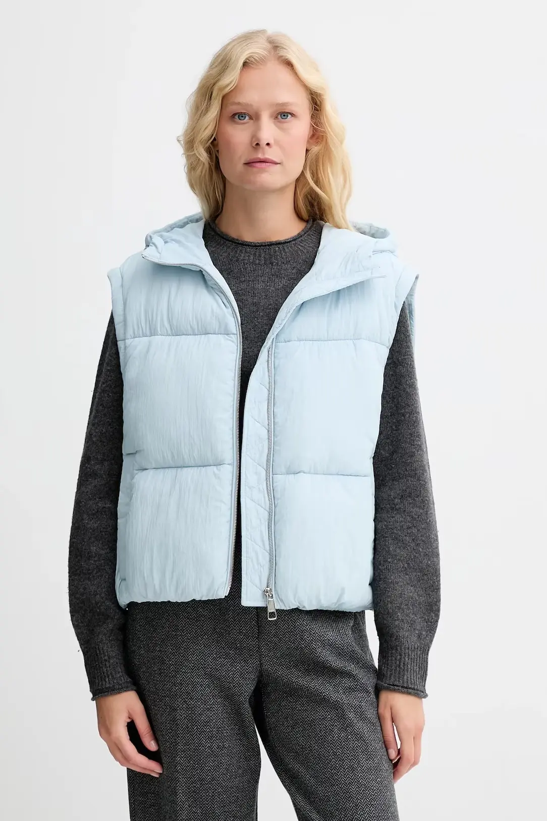 Куртка зимняя женская