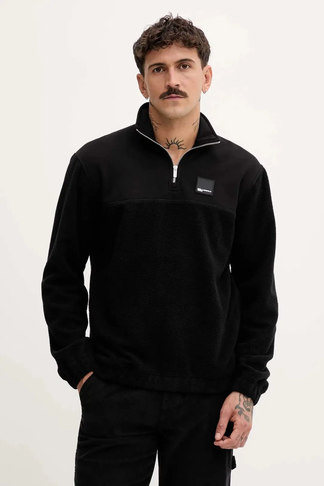 Свитер мужской