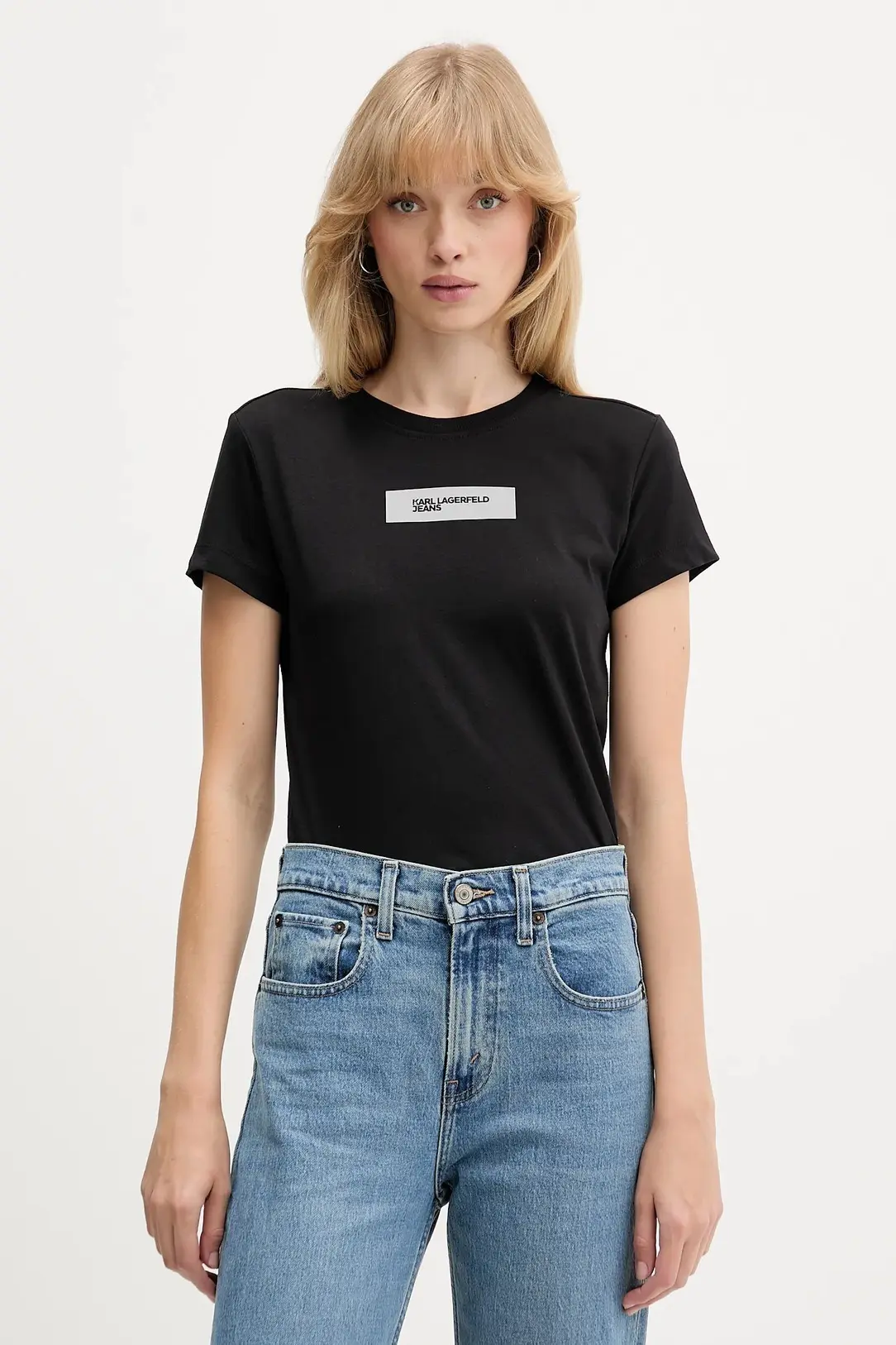 Футболка женская