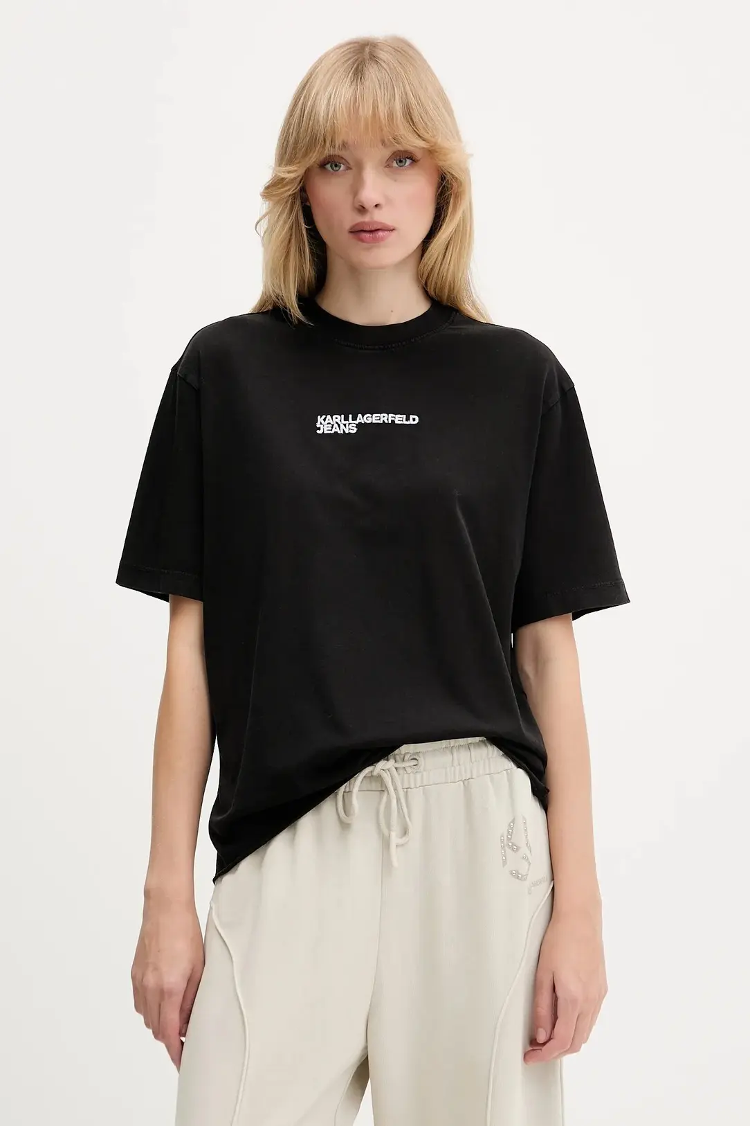 Футболка женская