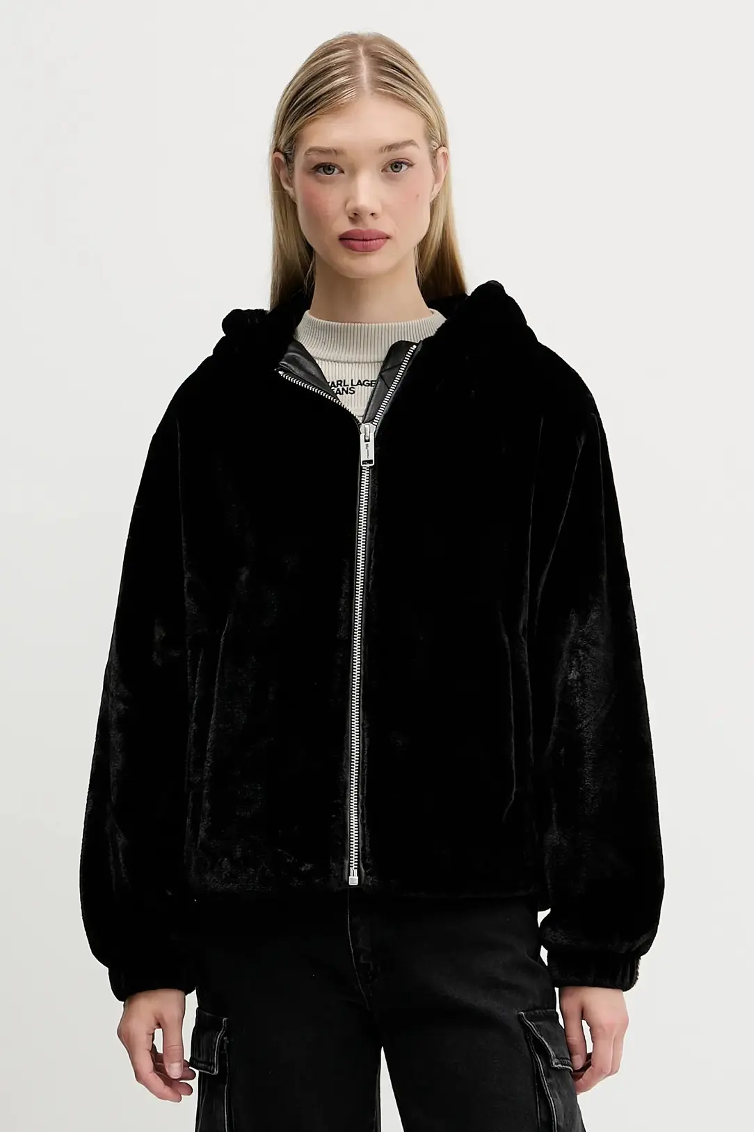 Куртка зимняя женская