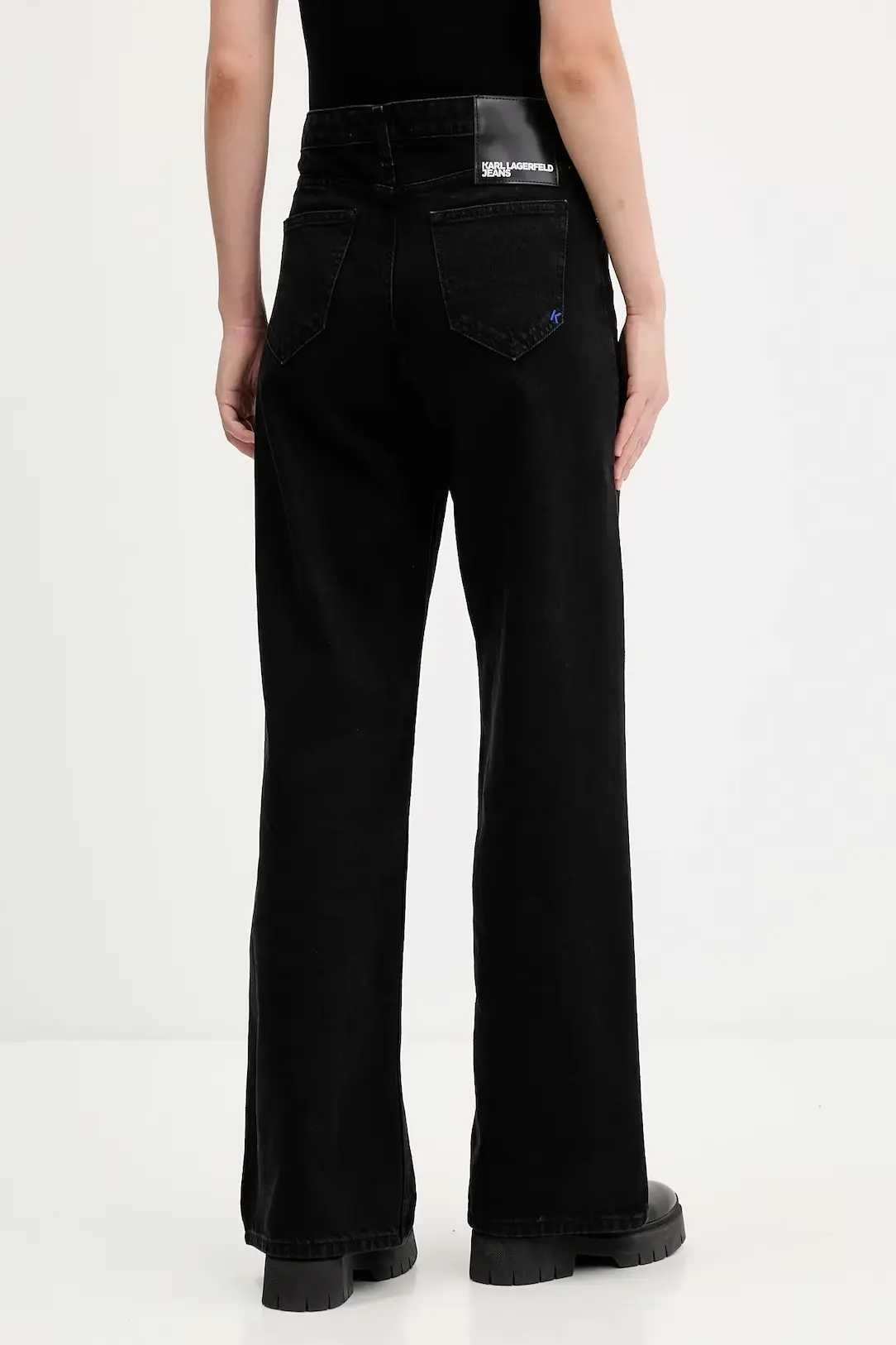 Джинсы прямые женские