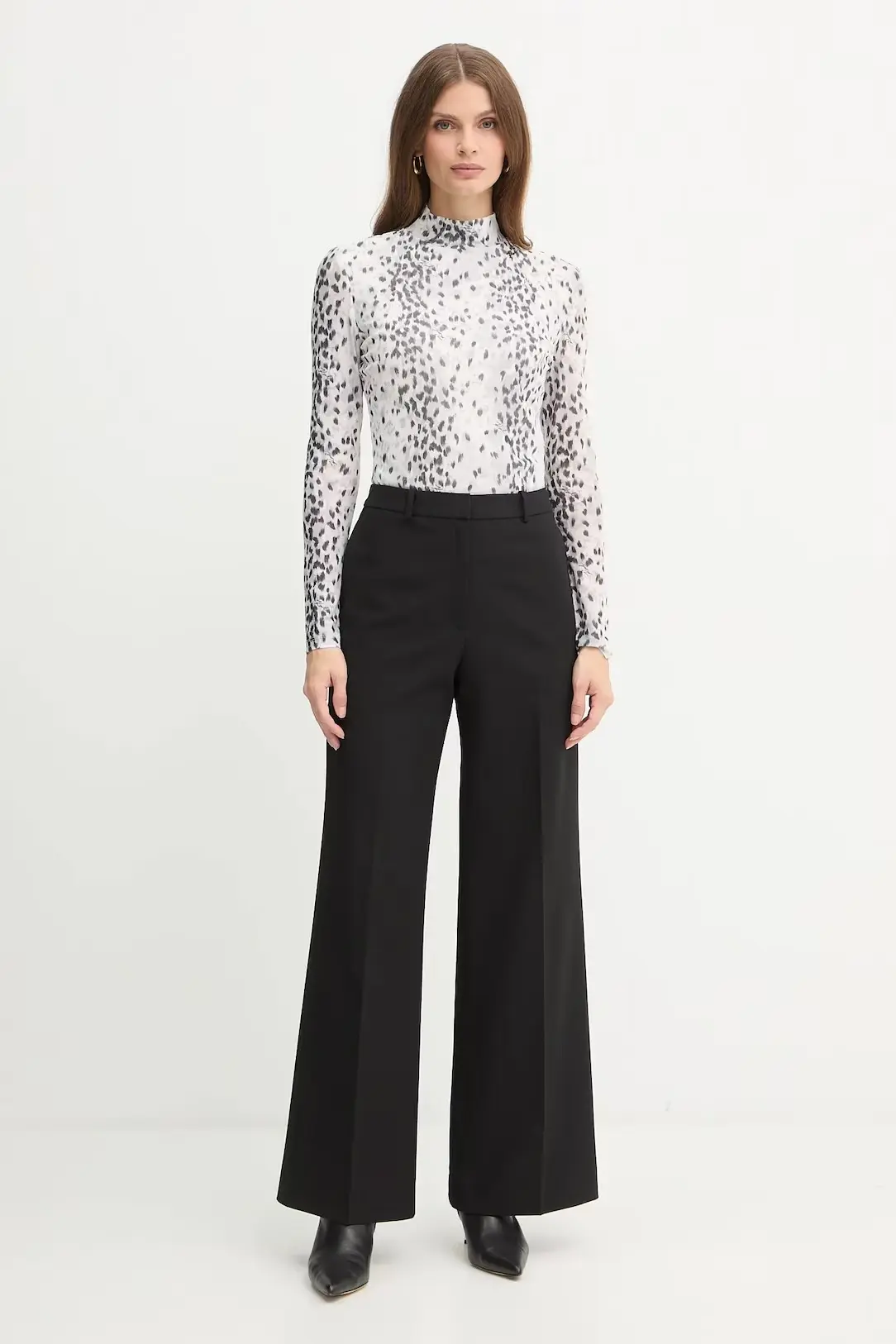 Футболка женская