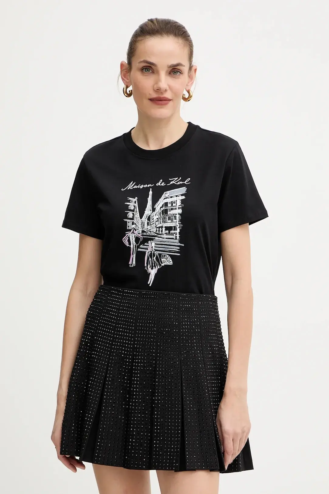 Футболка женская