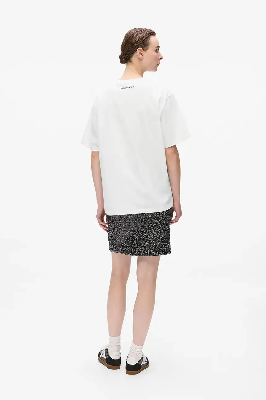 Футболка женская