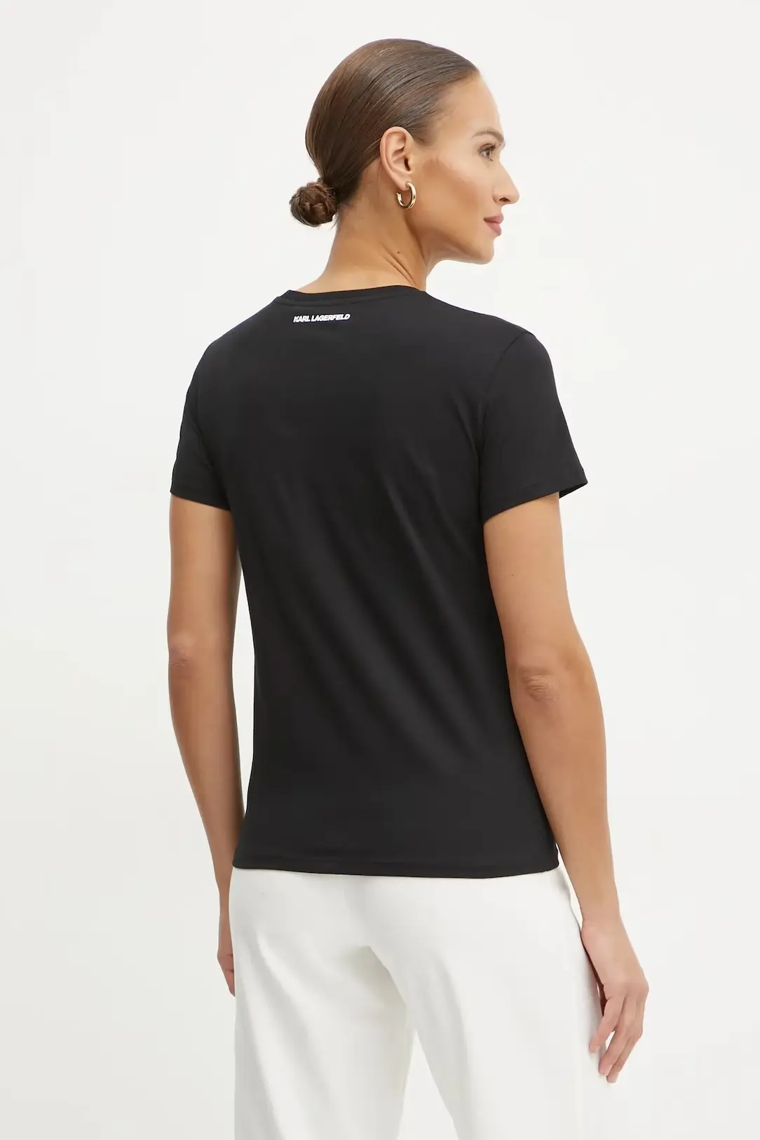 Футболка женская