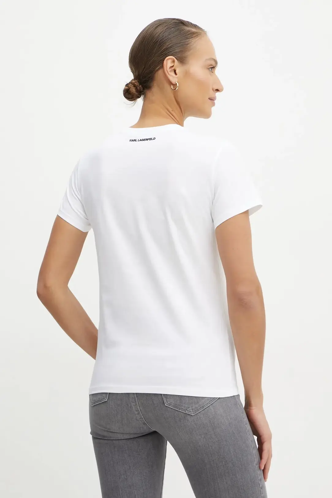 Футболка женская