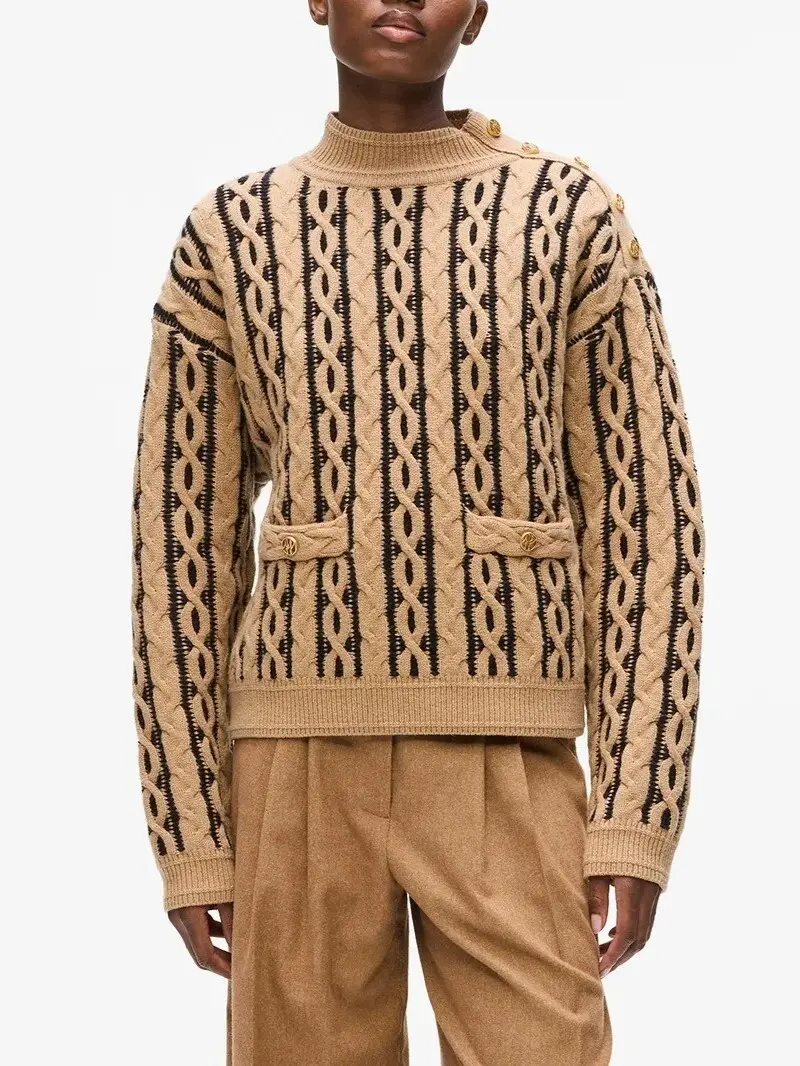 Свитер женский