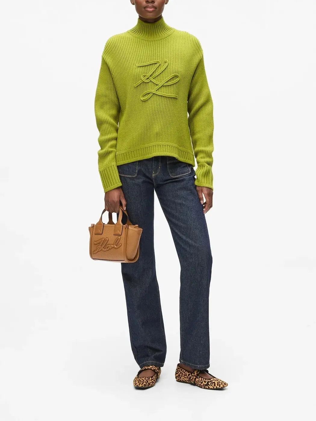 Свитер женский