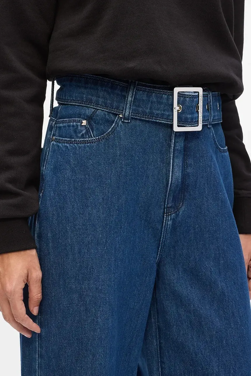 Джинсы широкие и клеш женские