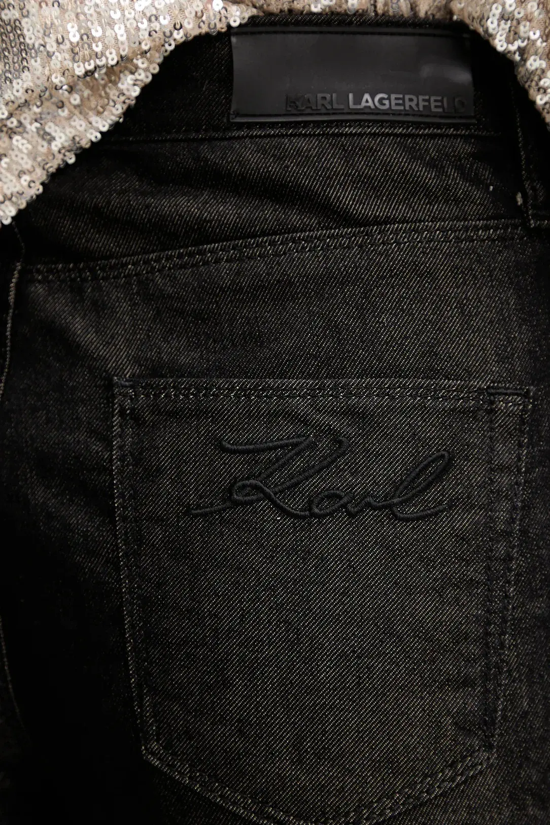 Джинсы широкие и клеш женские