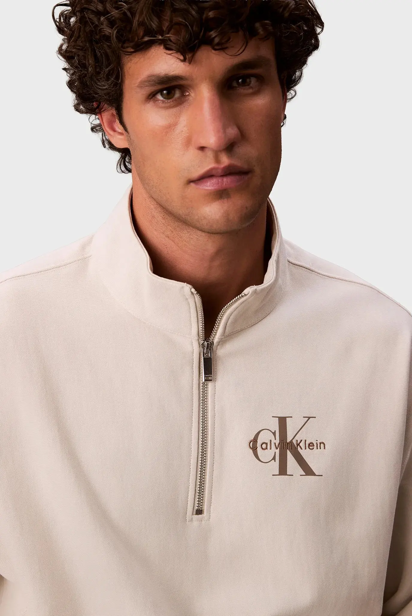 Свитер мужской