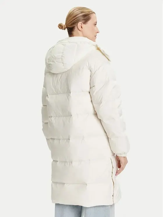 Пуховик женский