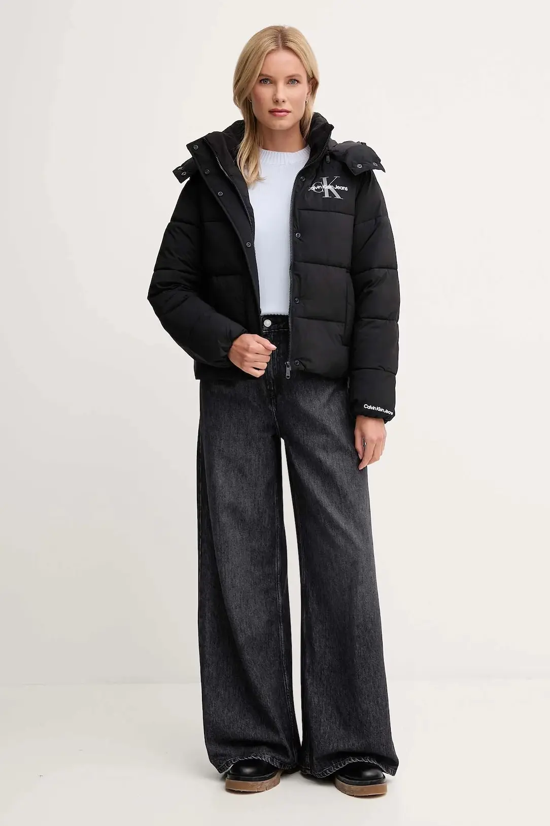 Куртка зимняя женская