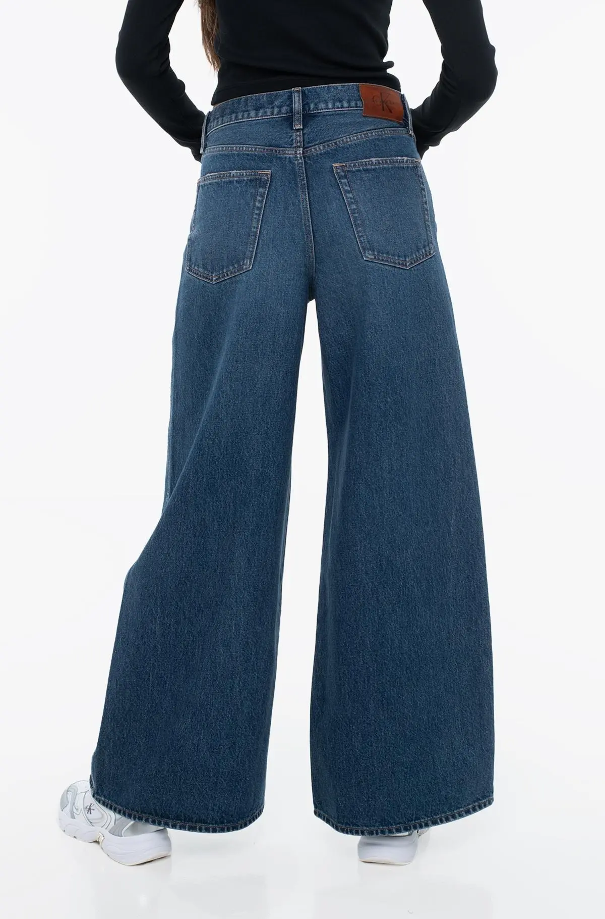 Джинсы прямые женские