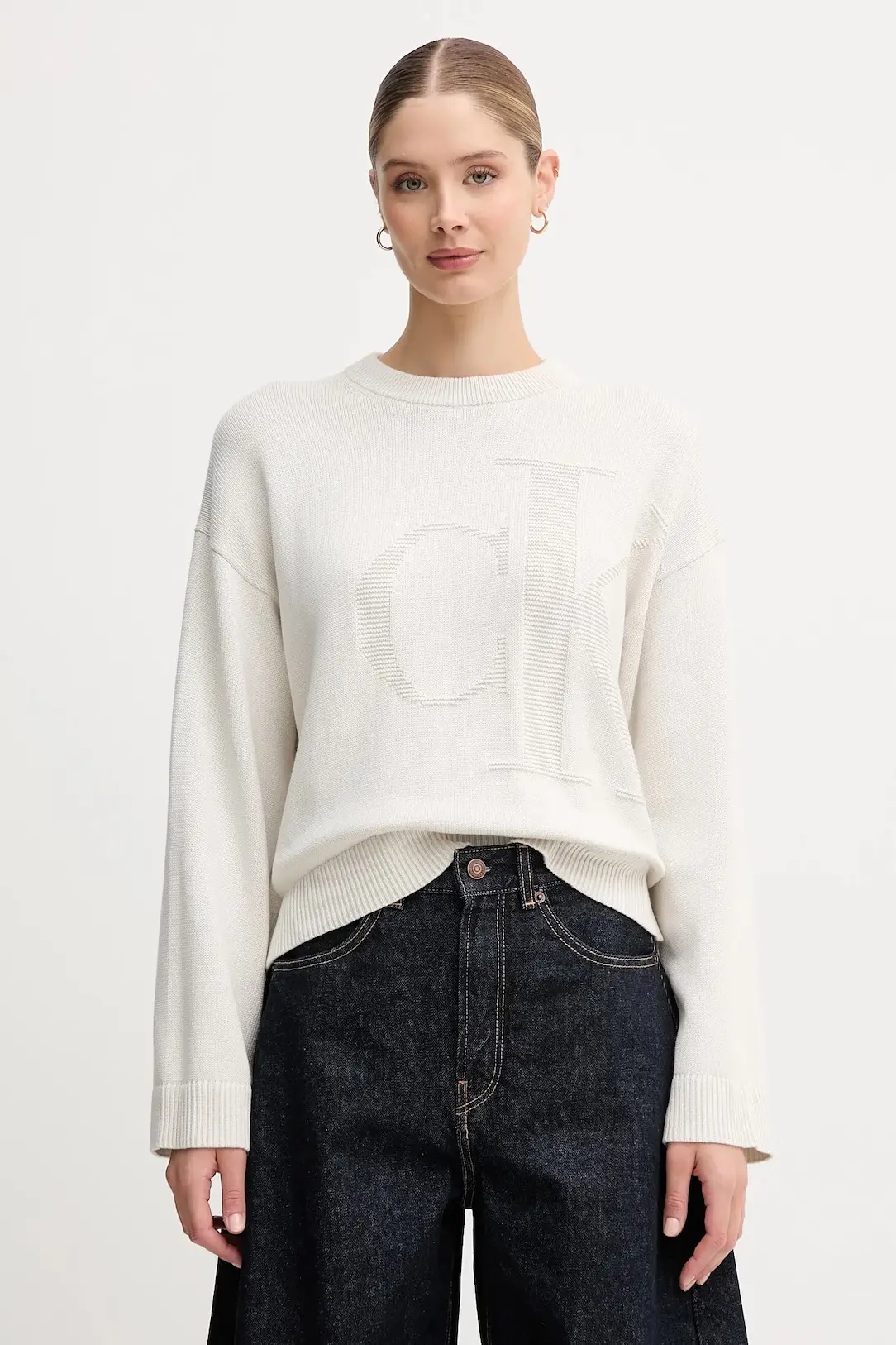 Свитер женский