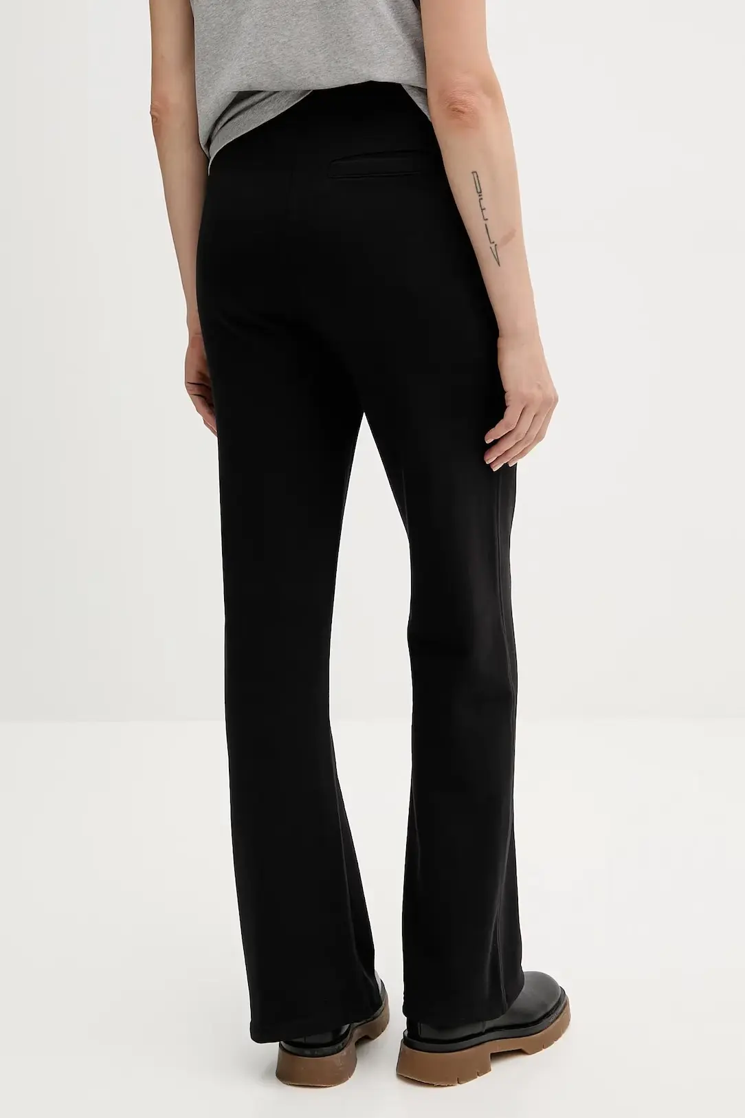 Брюки джоггеры женские