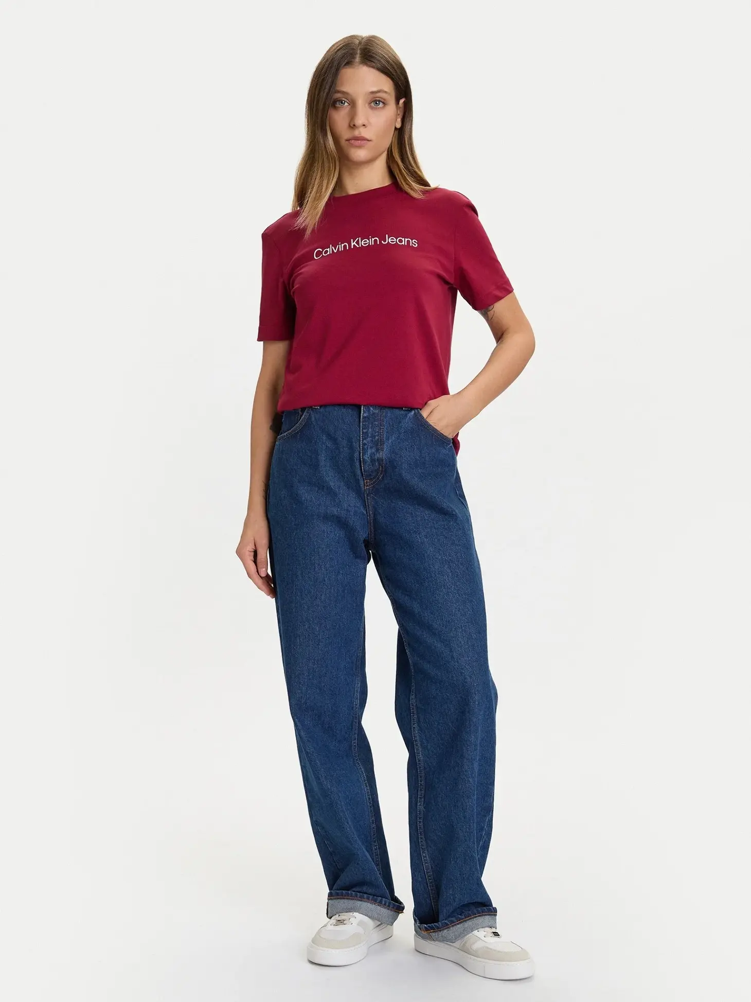 Футболка женская