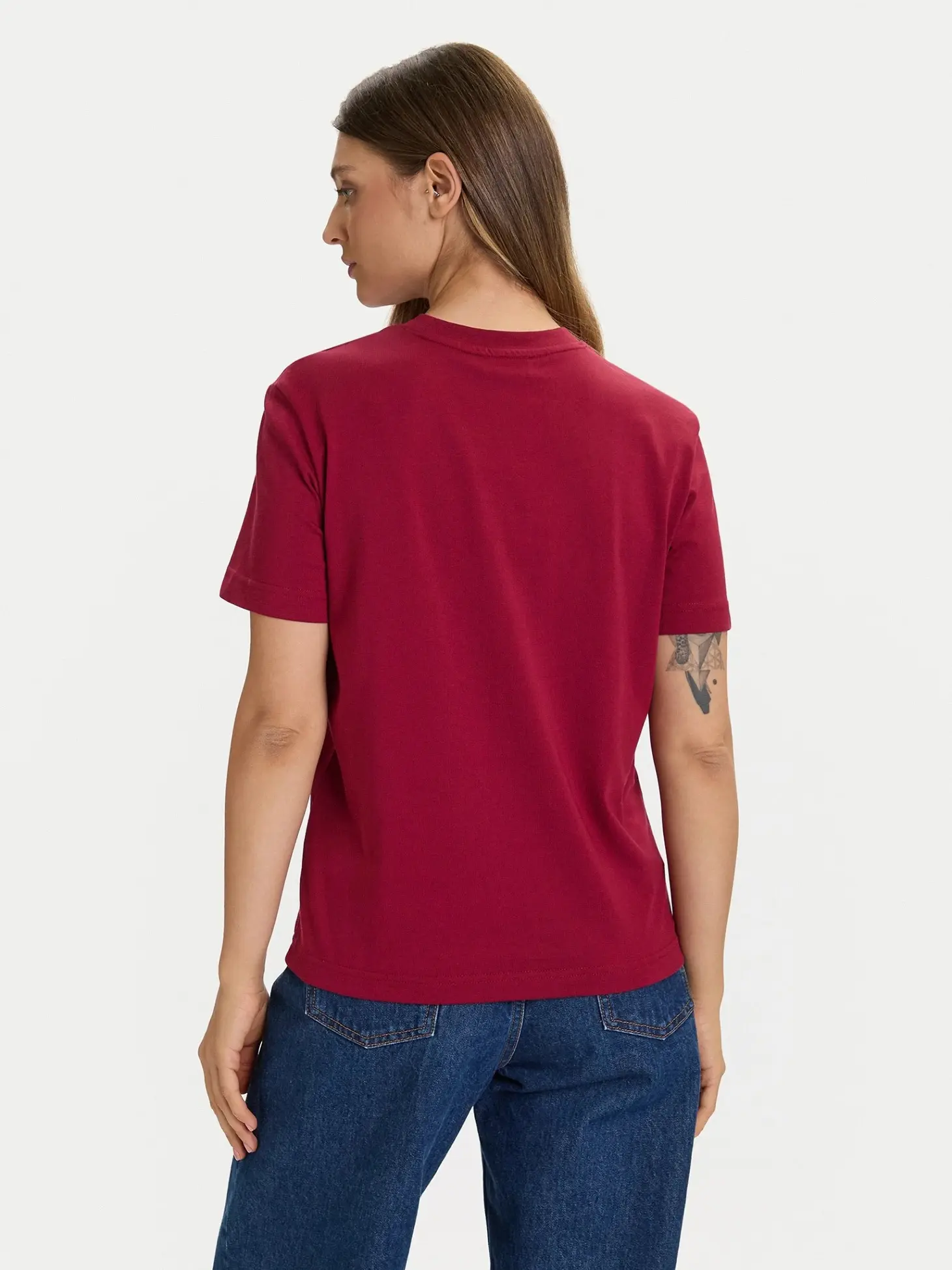 Футболка женская