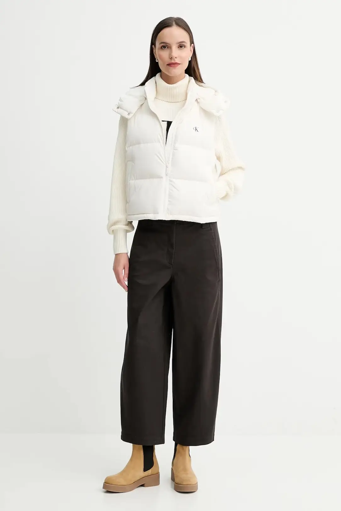 Жилет утепленный женский