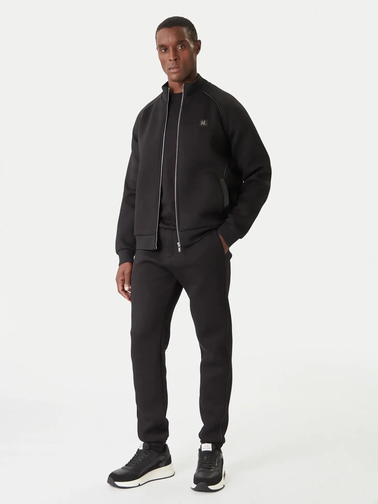 Брюки джоггеры мужские