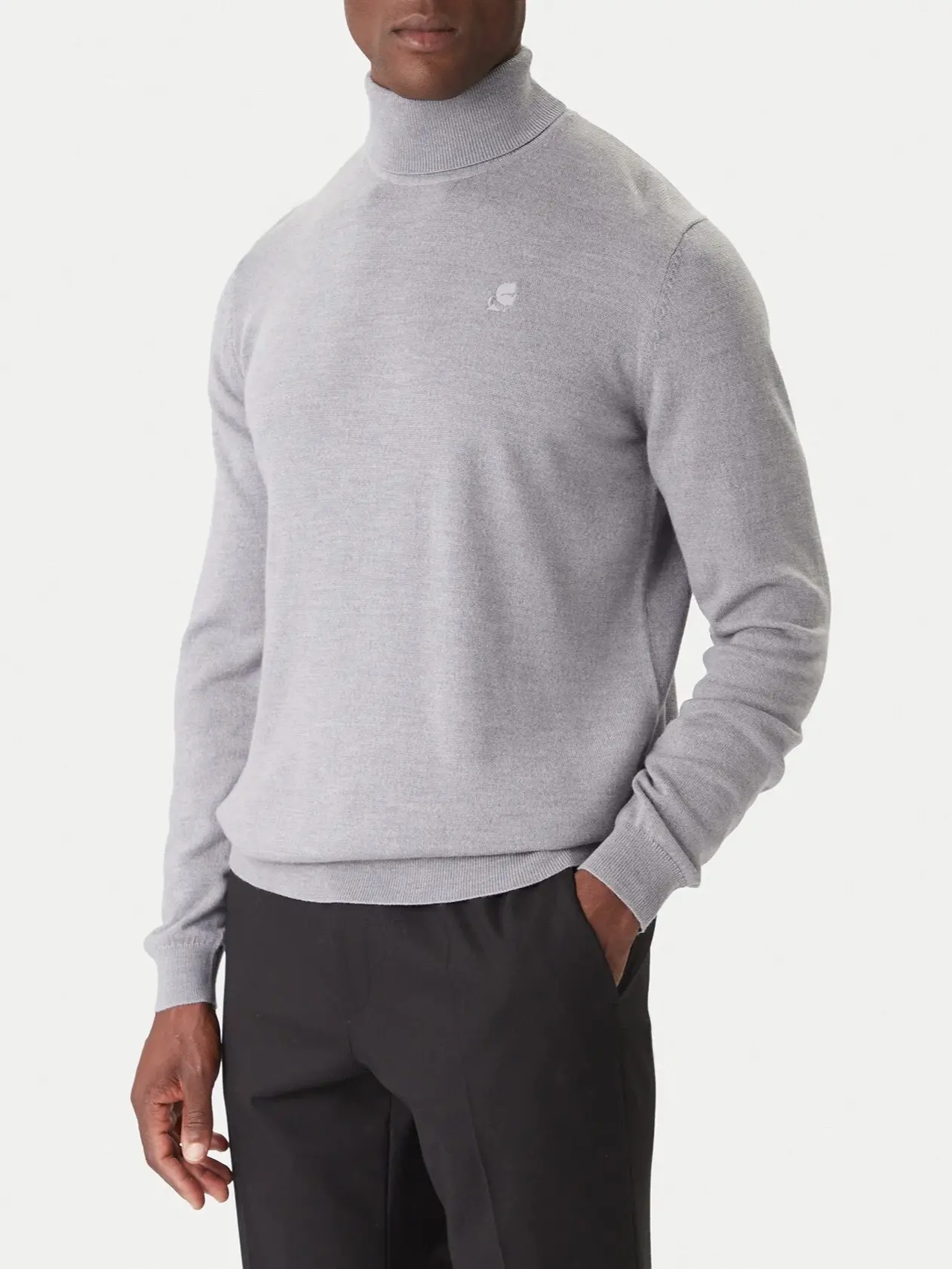 Свитер мужской