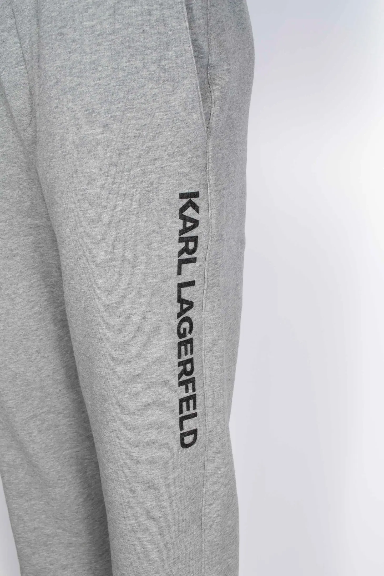 Брюки джоггеры мужские