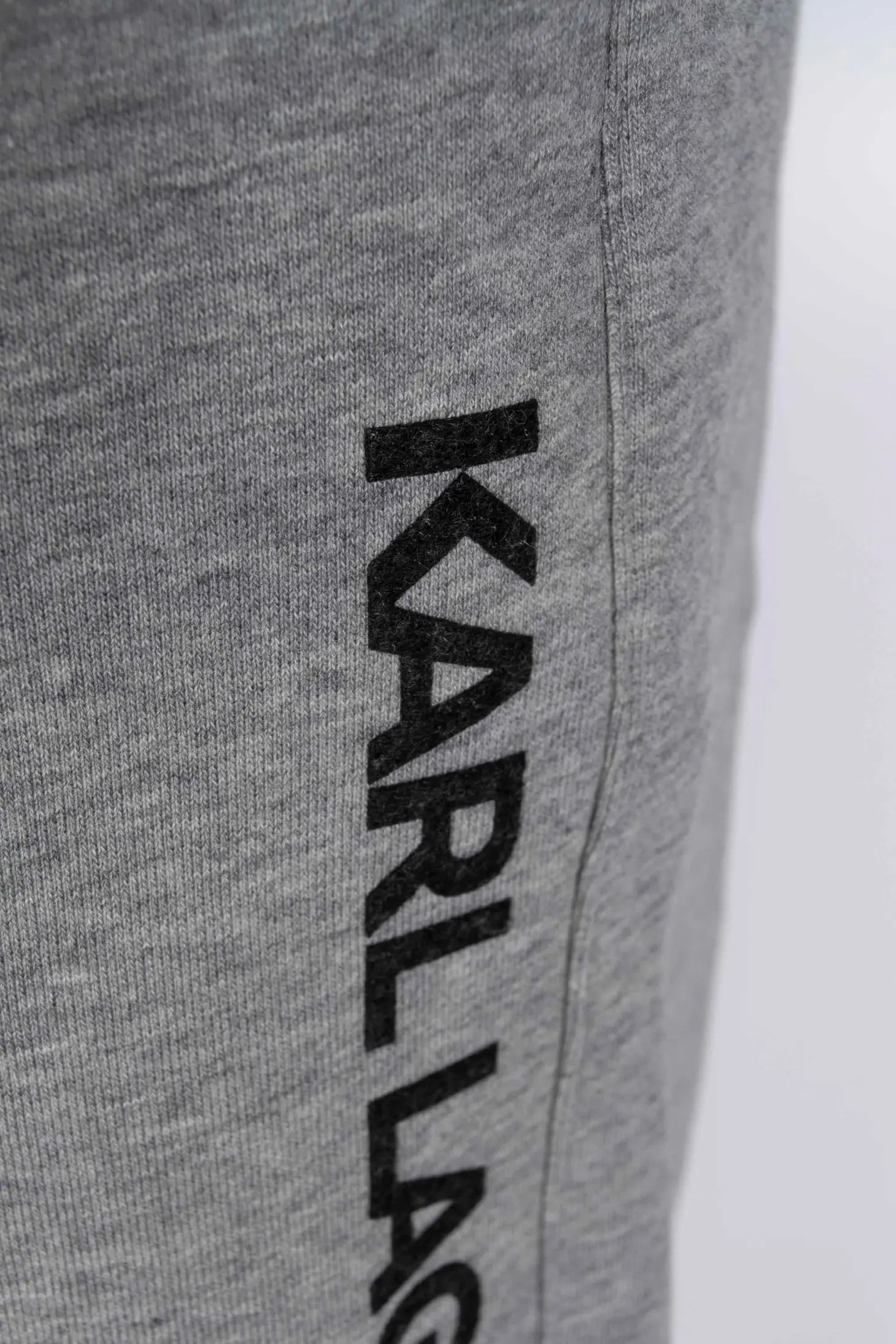 Брюки джоггеры мужские