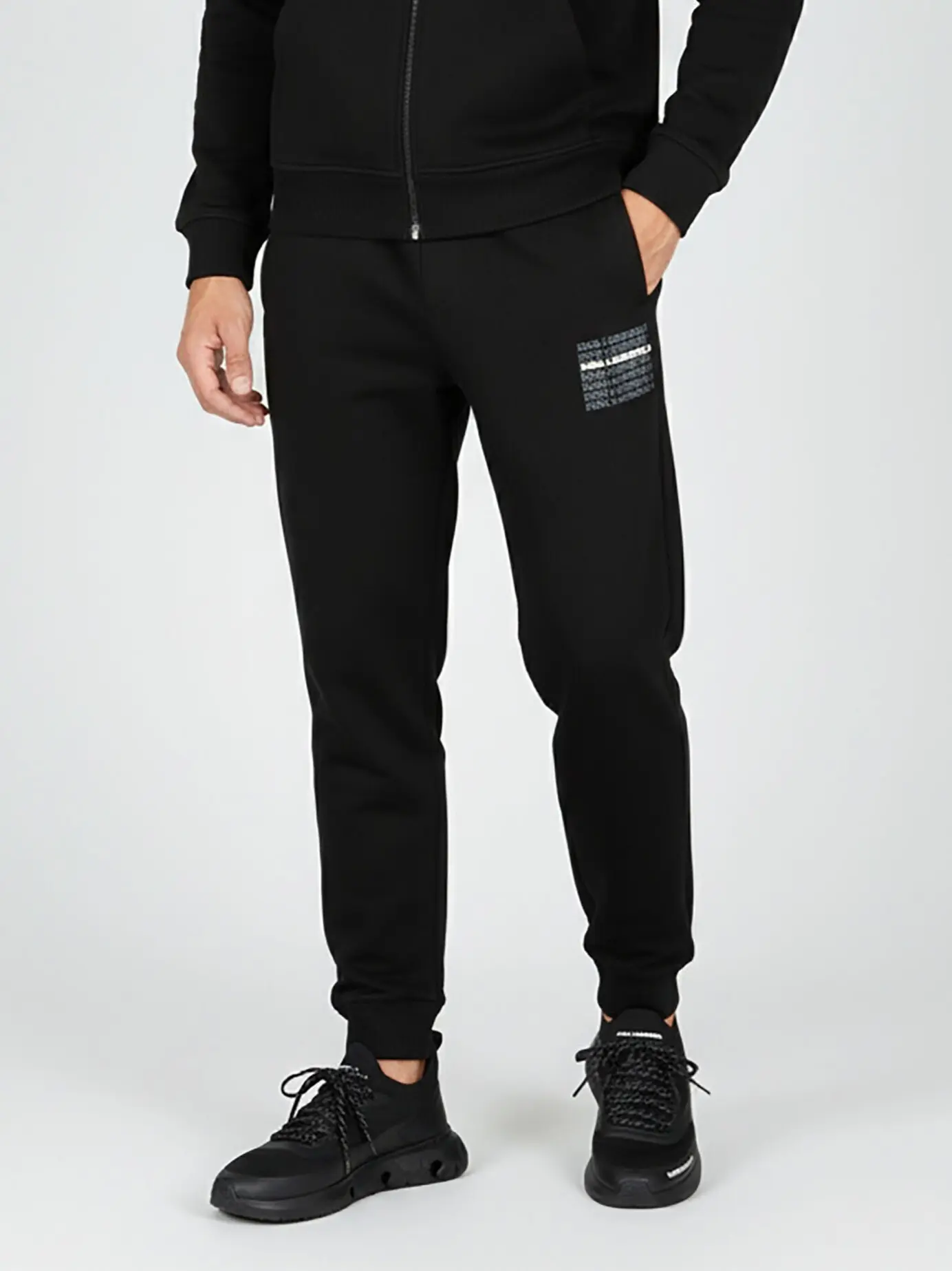 Брюки джоггеры мужские