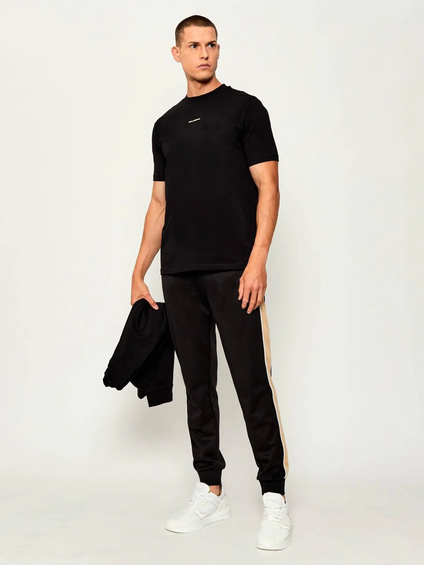 Футболка мужская