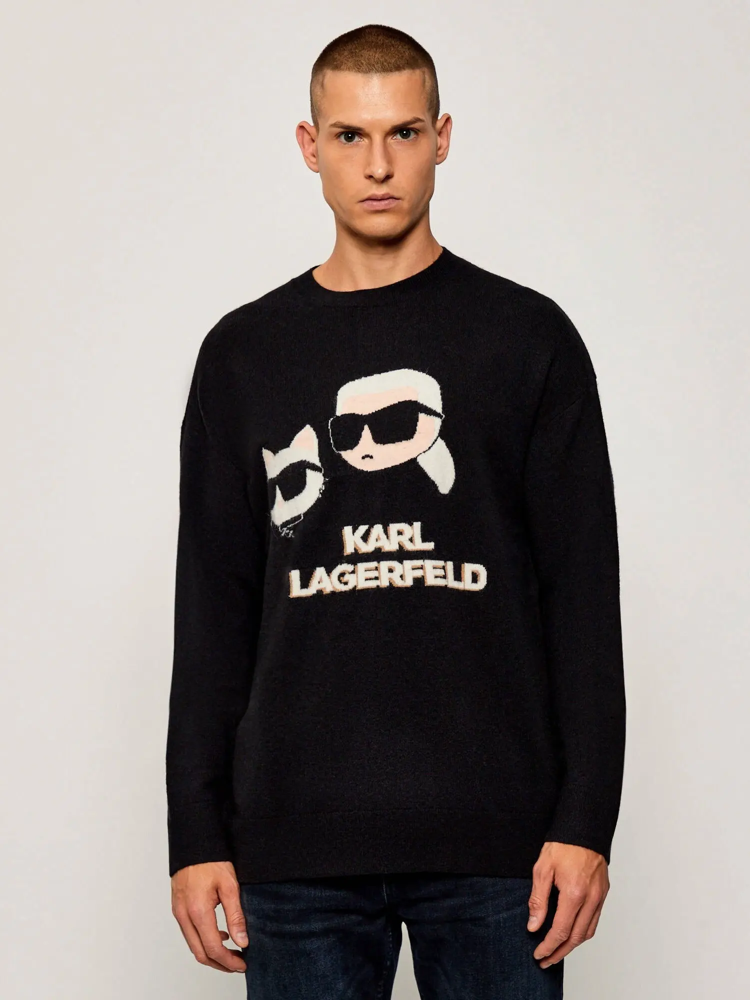 Свитер мужской