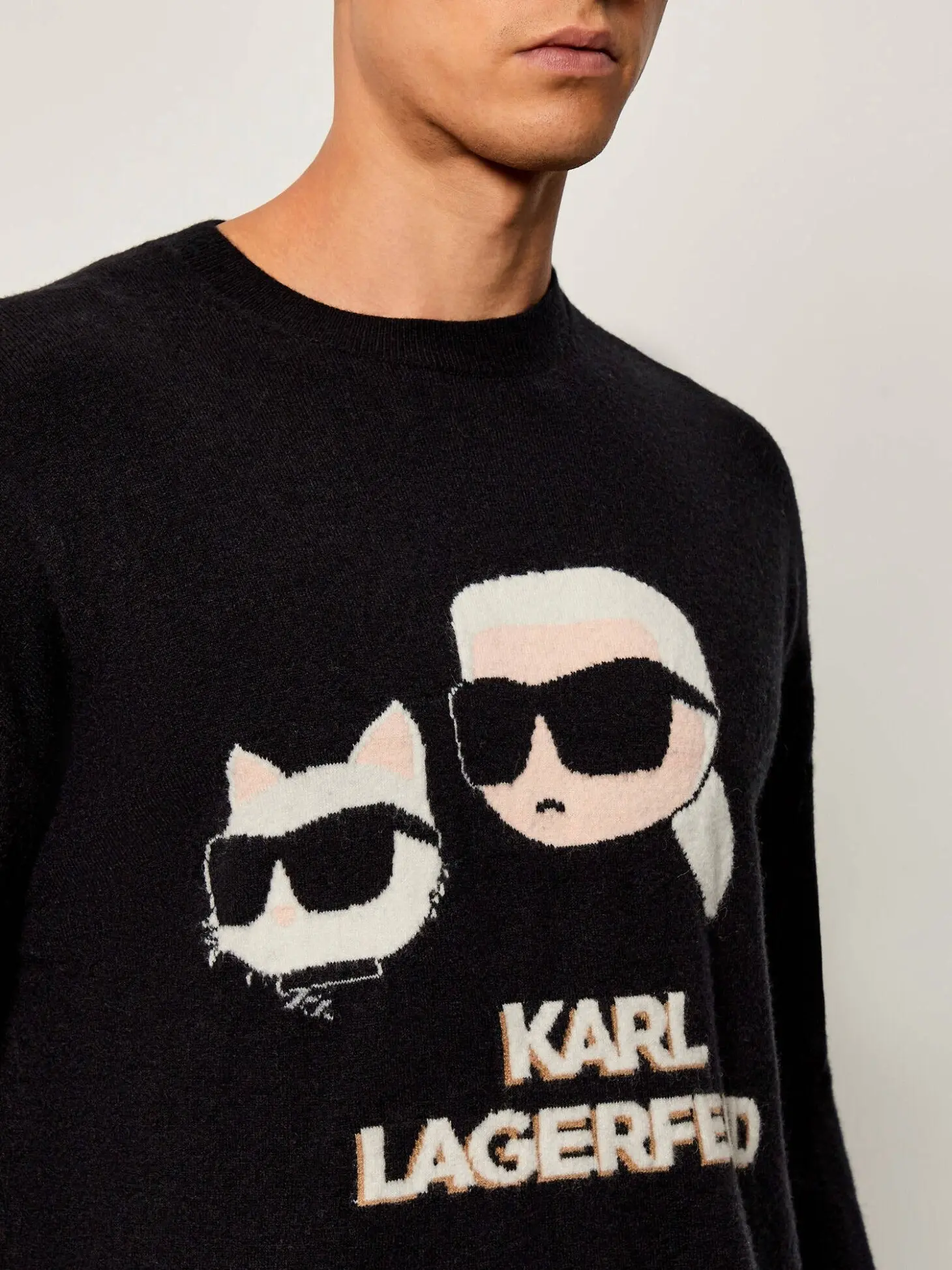 Свитер мужской