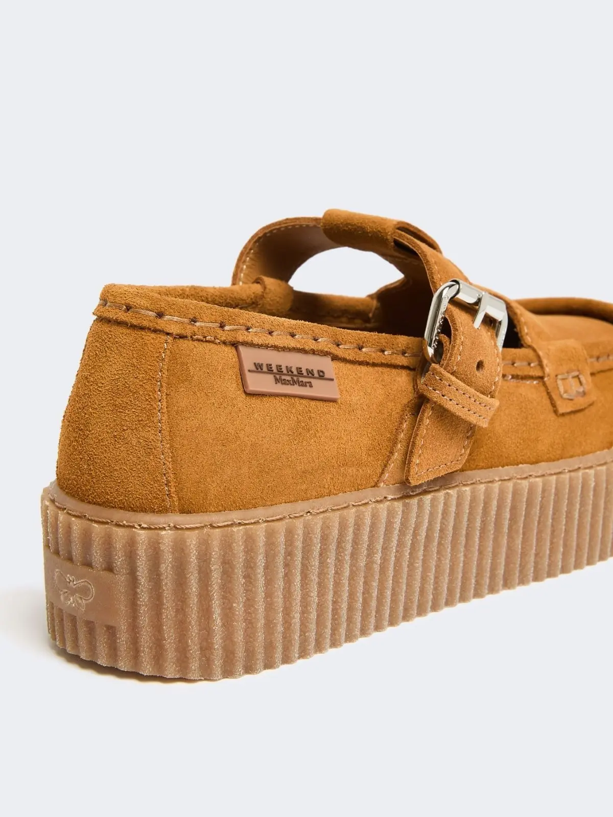 Лоферы женские