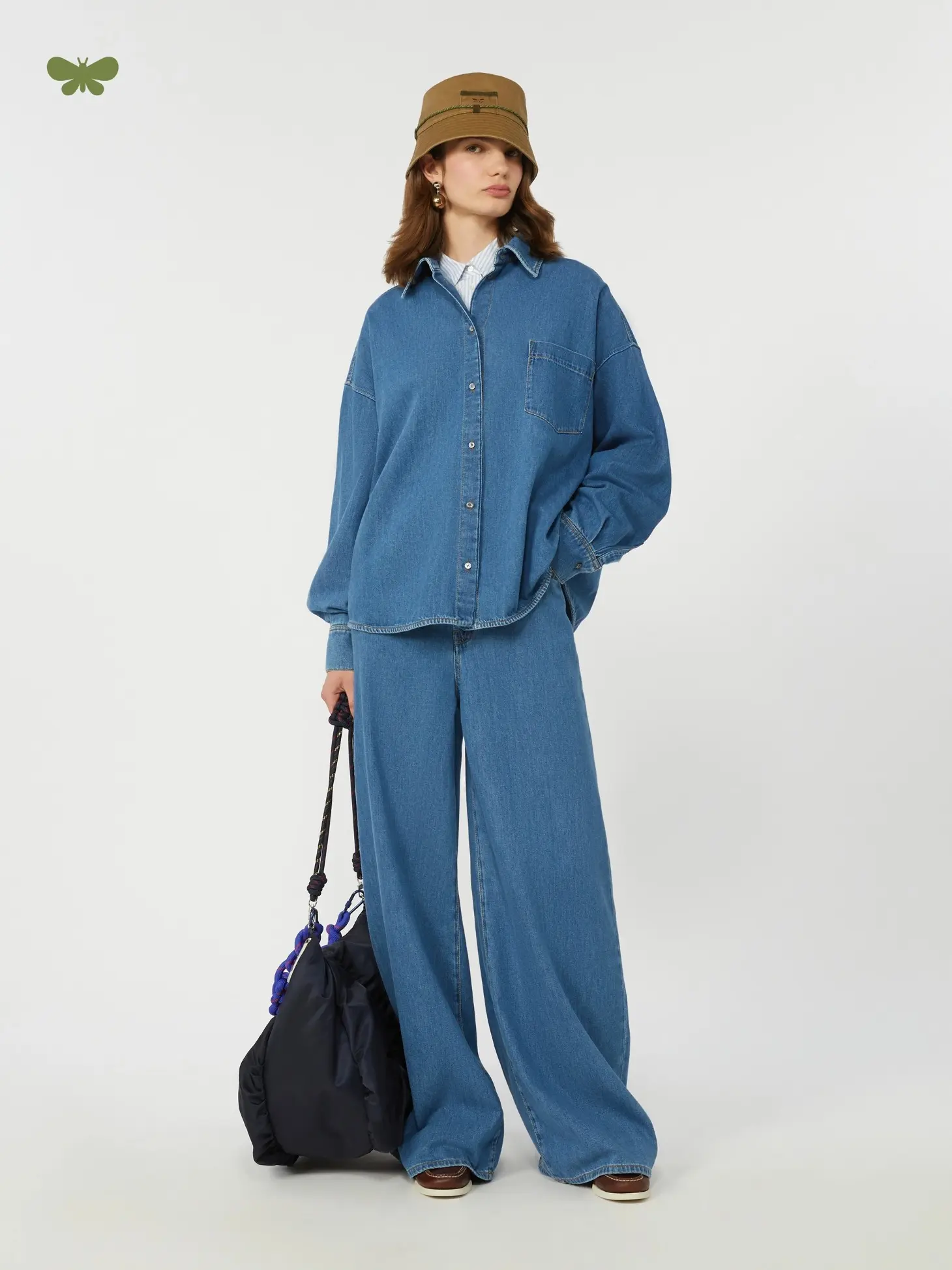 Джинсы широкие и клеш женские