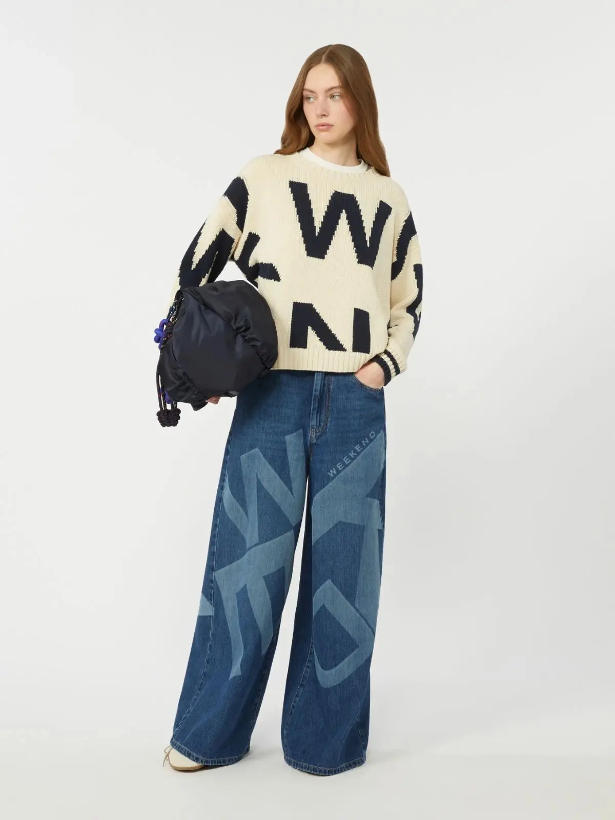 Свитер женский