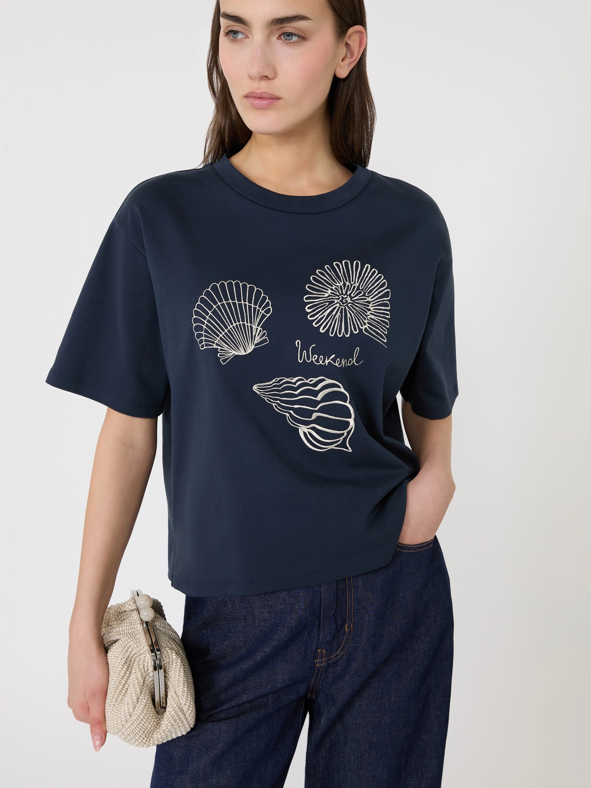 Футболка женская