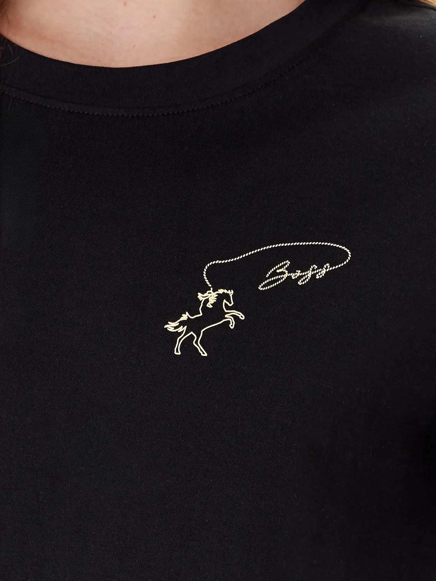 Футболка женская