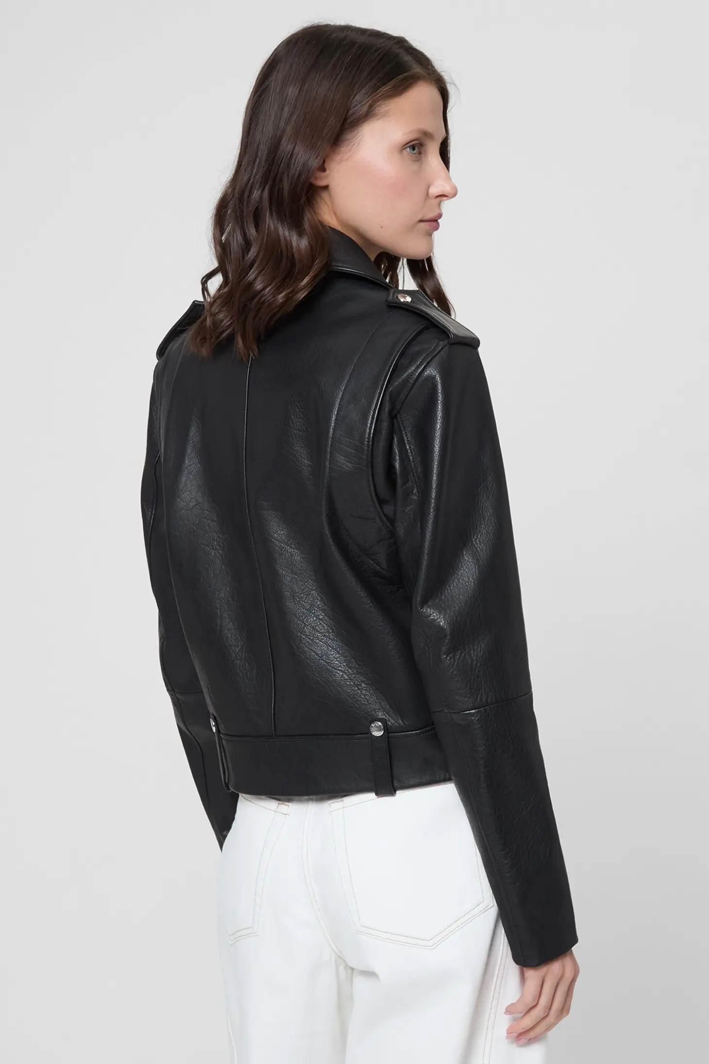 Куртка кожаная женская