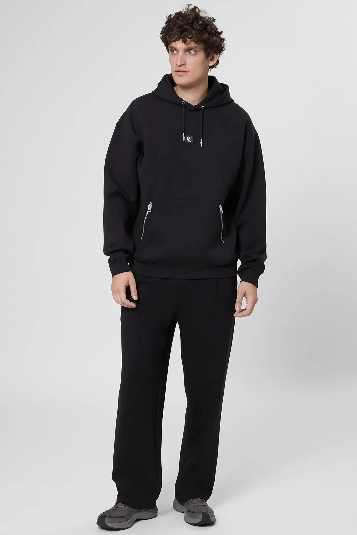 Брюки джоггеры мужские