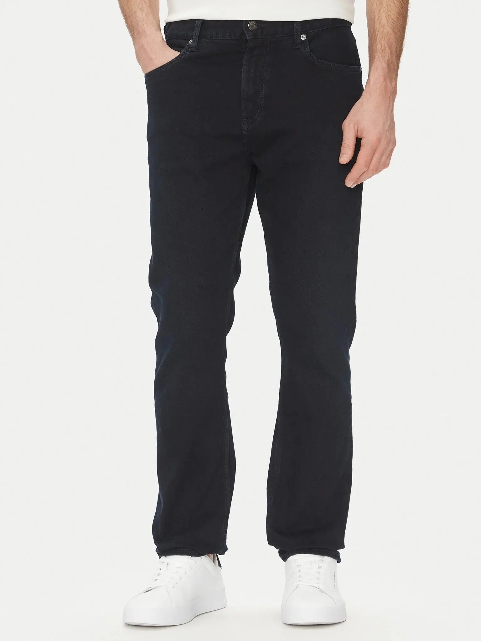 Джинсы прямые мужские