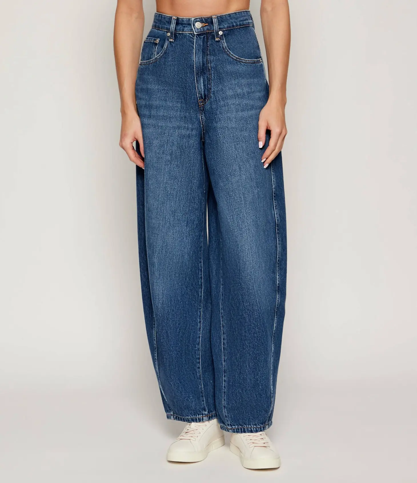 Джинсы широкие и клеш женские