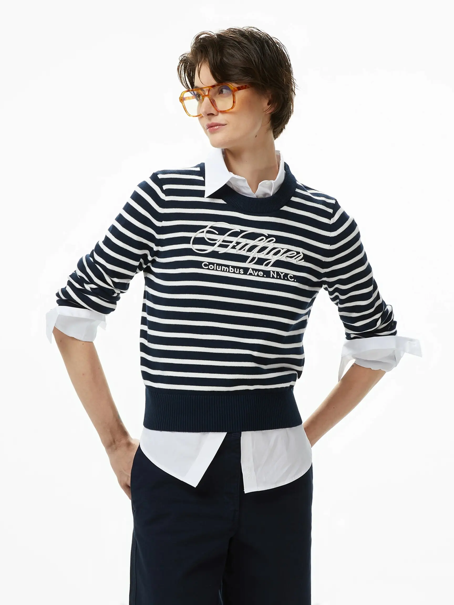 Свитер женский