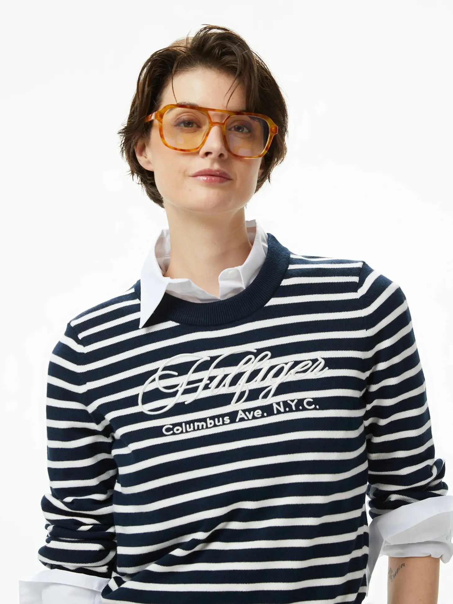 Свитер женский