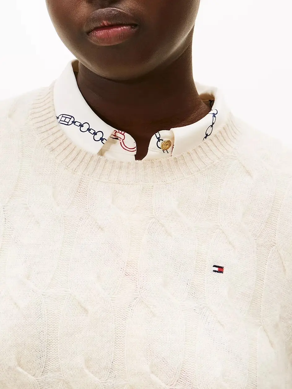 Свитер женский