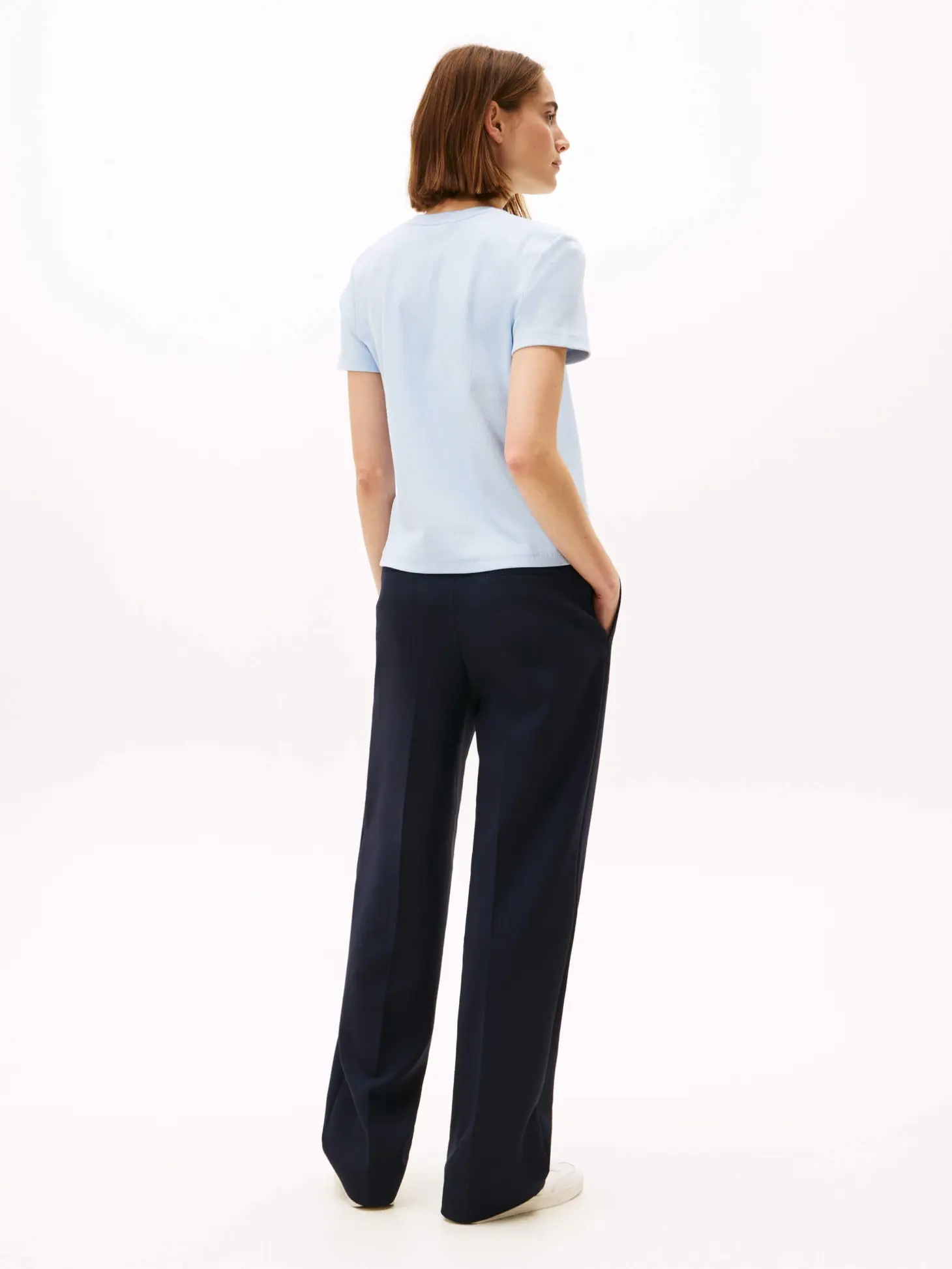 Футболка женская