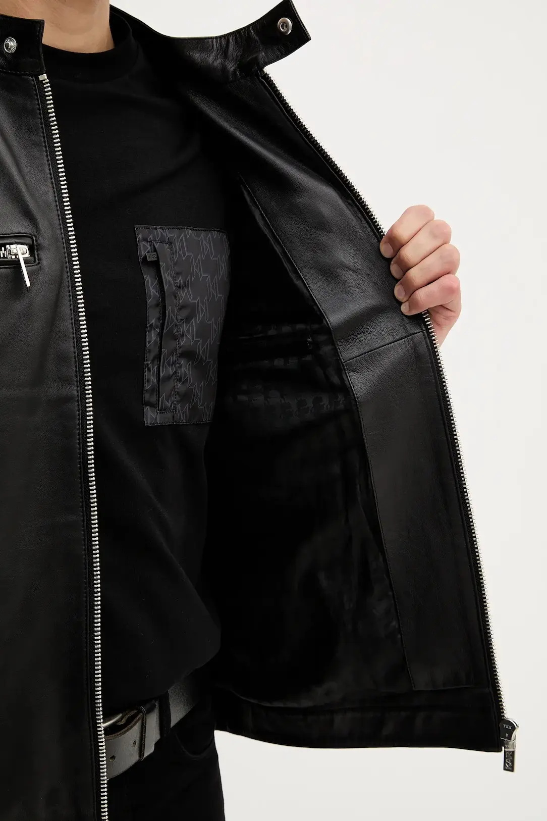 Куртка кожаная мужская